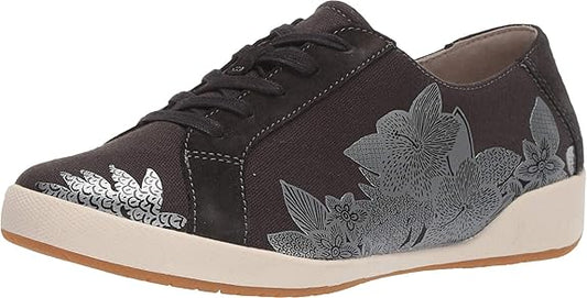 Olisa Printed Canvas Shoe || SIZE 37 ONLY