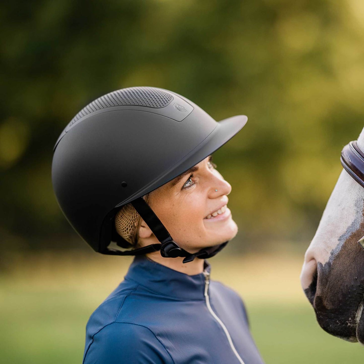 ๐๐ซ๐ถ๐ผ๐ฉ๐ณ๐ฌ ๐ฏ๐ถ๐น๐บ๐ฌ ๐ฉ๐ผ๐ช๐ฒ๐บ๐ Crown MIPS Riding Helmet