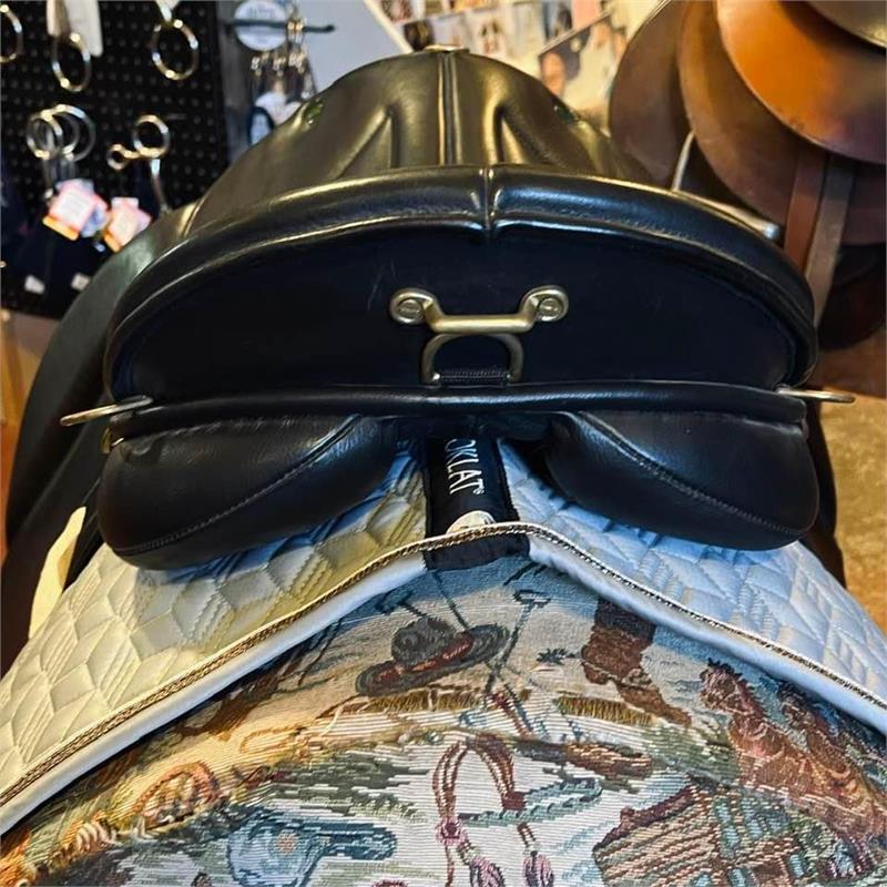 Valerie Kanavy Endurance Saddle || 18" Seat || #4 Spring Tree