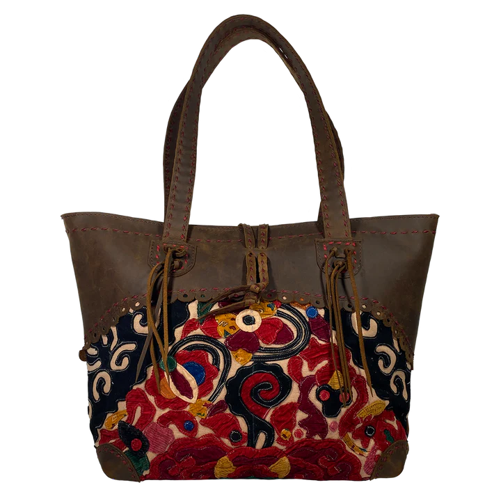 Pranee Dakota Shoulder Bag || Classic