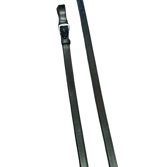 Flat 5/8" Plain Reins - Buckle End
