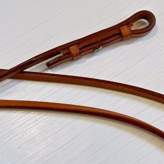 Flat Fine 1/4" Reins- Pin End