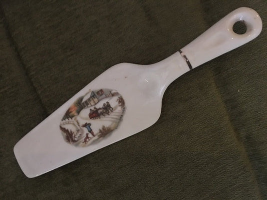 Cake Server with Sleighing scene