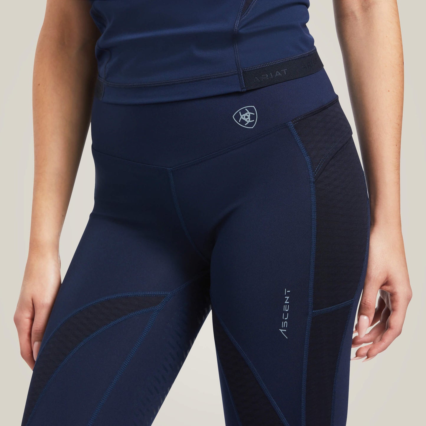 Ascent Half Grip Tights || Navy Size XS ONLY