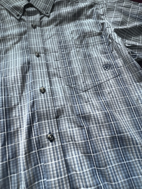 Men's Bodie Shirt || French Blue Size Small ONLY