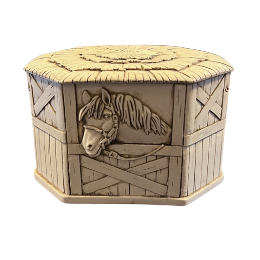 Sweetwater Canyon Stable Box