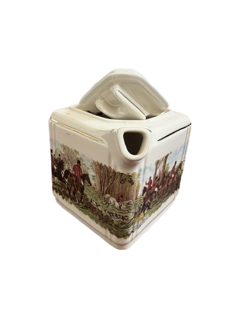 Hunt Scene Tea Pot