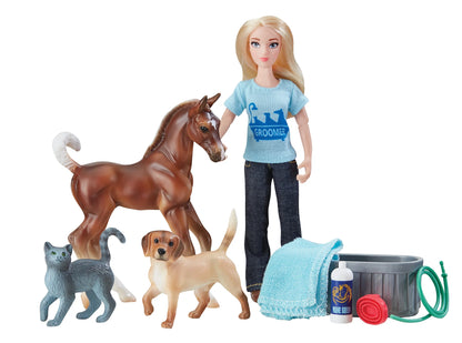 PET GROOMER