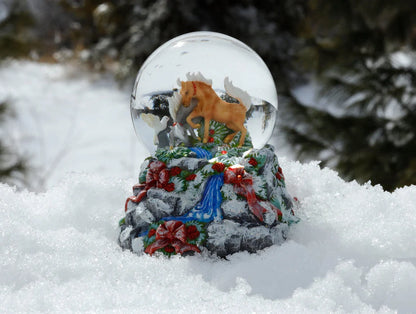 Breyer Winter Woodland Musical Snow Globe || RETIRED